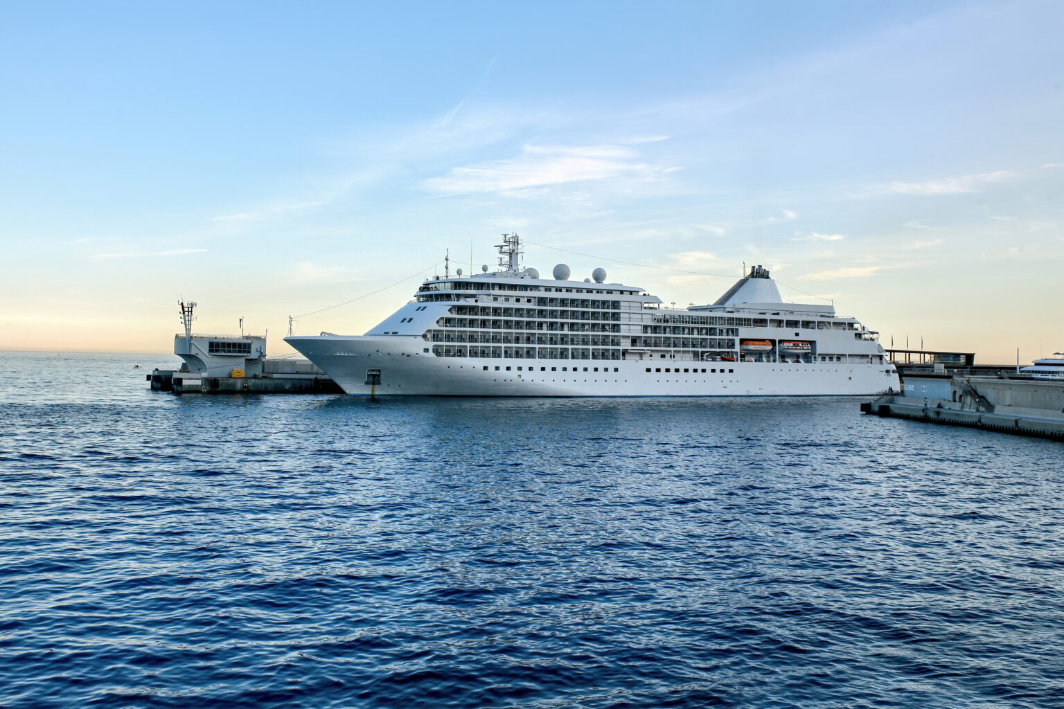 moored ship in the monaco seaport 1536x1024 1