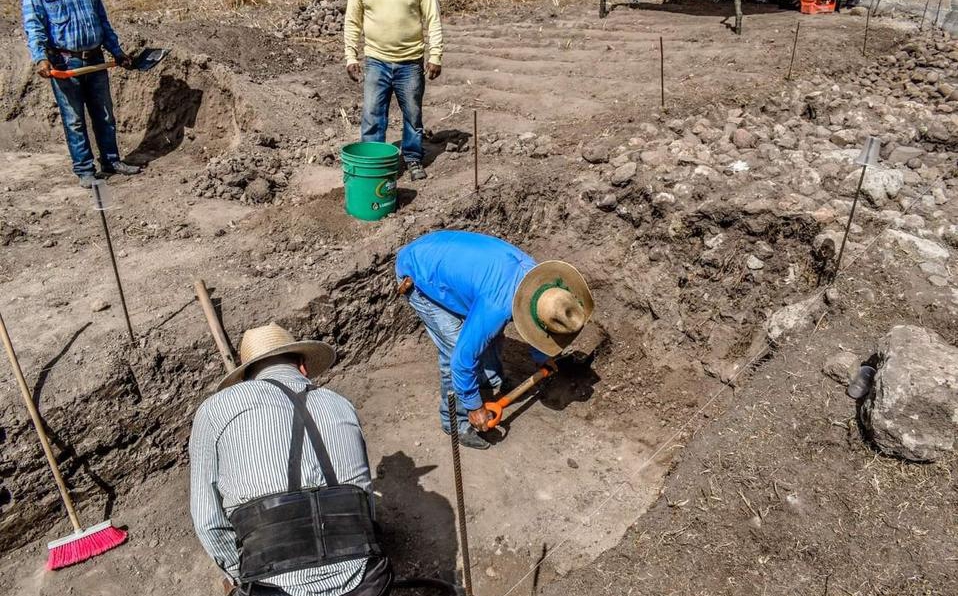 arqueologos del inha trabajan en