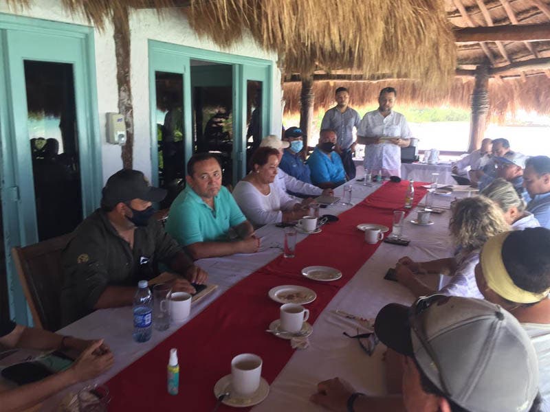 Por falta de pago Holbox se queda sin servicio de recoleccion de basura.