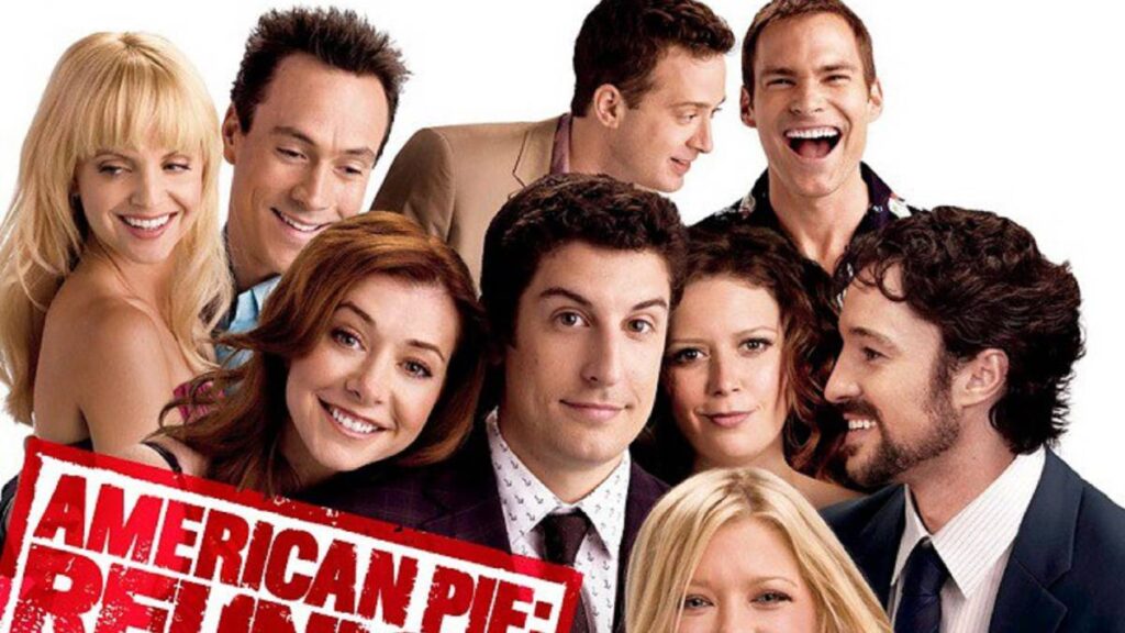 Es de esas cifras que duelen solo de pensarlas, pero es verdad: American Pie ha cumplido ya 25 años. Estrenada un 9 de julio de 1999 en Estados Unidos, unos meses más tarde en España, no tardó en convertirse en una de las cintas más queridas por el público adolescente así como en una de las más referenciadas.