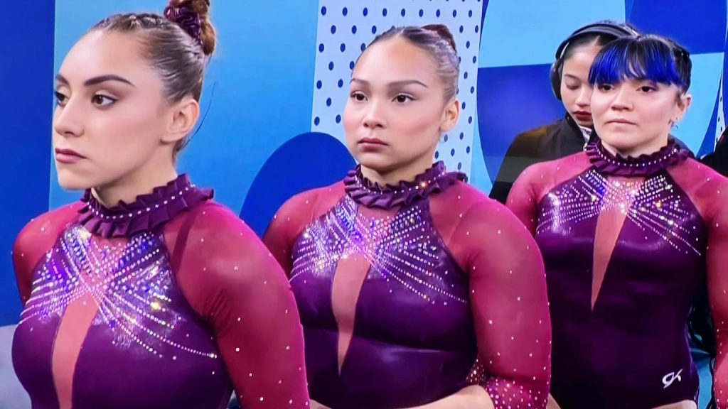 La mexicana Alexa Moreno compite en la prueba de barra de equilibrio de la clasificación femenina de gimnasia artística durante los Juegos Olímpicos de París 2024 en el Bercy Arena de París, el 28 de julio de 2024.