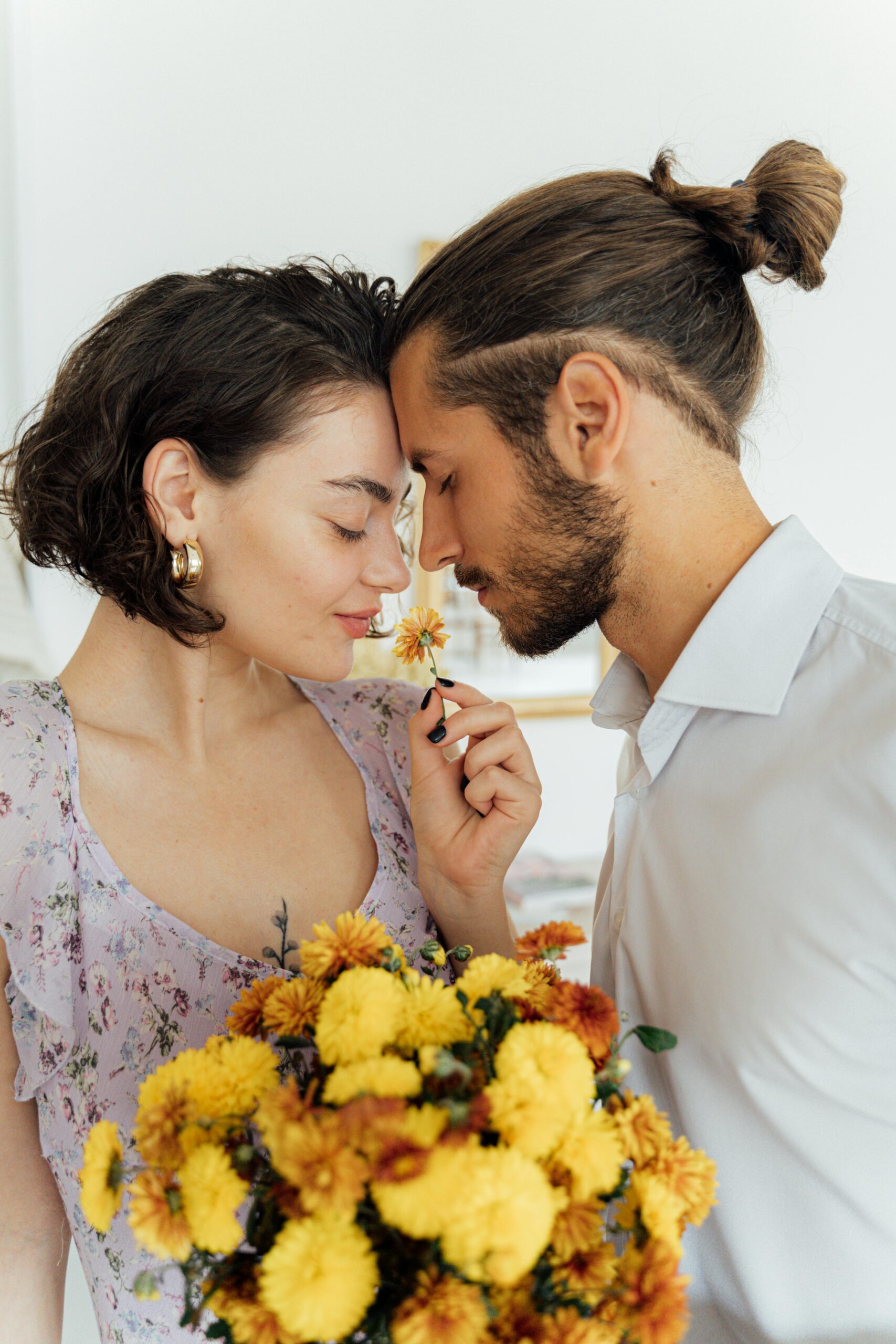 Flores Amarillas’ se convirtió en un himno al amor y a la esperanza de vivir momentos románticos en pareja