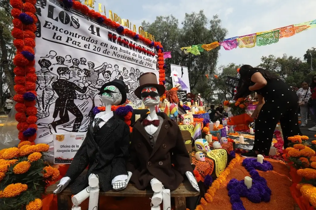 dedican la megaofrenda de la unam a quienes dejaron huella en el cine nacional 630html unamjpg 7372html 1b0b26d9 aef6 4e8c b767 b717381eeae3