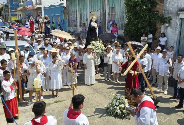 viacrucis alvarado fe catolica e1745116023841