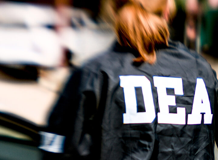 DEA redes sociales Facebook