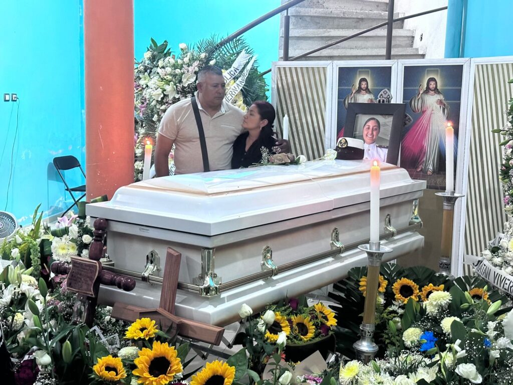 Xalapa despide con honores a América Yamileth, cadete fallecida en el Buque Cuauhtémoc IMG 20250520 WA0000