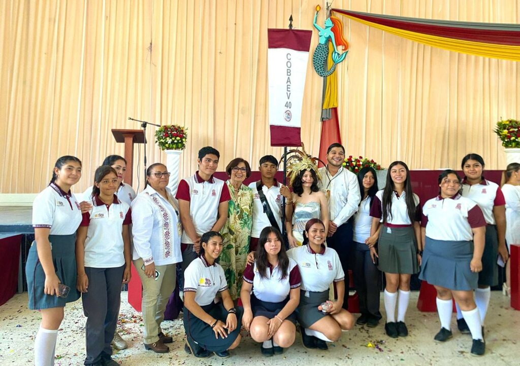 Realizan “Encuentro de Conocimientos, Arte y Deporte 2025” en Alvarado WhatsApp Image 2025 05 07 at 3.09.55 PM