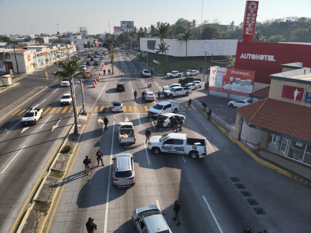 Despliega FGR más de 100 agentes en Veracruz tras asesinato de federales WhatsApp Image 2025 05 14 at 10.00.25 PM