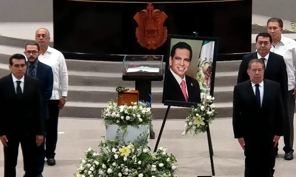 Con sus cenizas, Congreso realiza homenaje póstumo a Fidel Herrera, exgobernador de Veracruz congreso fidel herrera