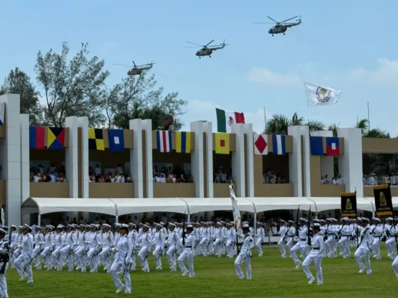 HONORES1 573x430 jpeg