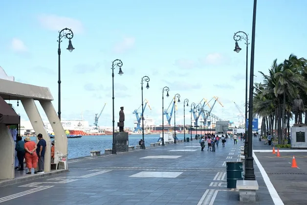 MALECON DE VERACRUZ jpg