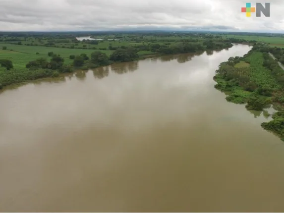 SPC vigilia rio Papaloapan por crecimiento del nivel de sus aguas II 573x430 jpg