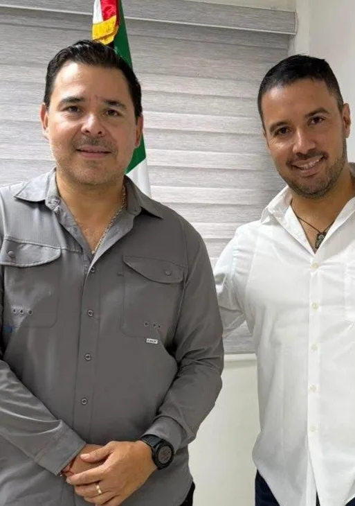 Busca Beto Cobos mejorar carretera federal que conecta Alvarado IMG 20250826 WA0000 jpg
