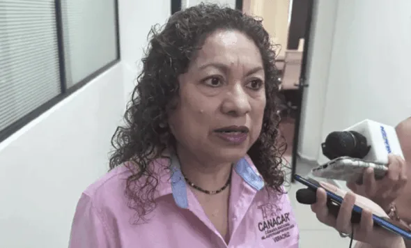 Miguelina Lopez Hernandez delegada de la Camara Nacional de Autotransporte de Carga Canacar 590x356 png