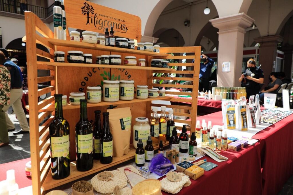Buscan empresarios establecer una agenda turística y comercializadora de productos locales PRODUCTOS VERACRUZANOS n