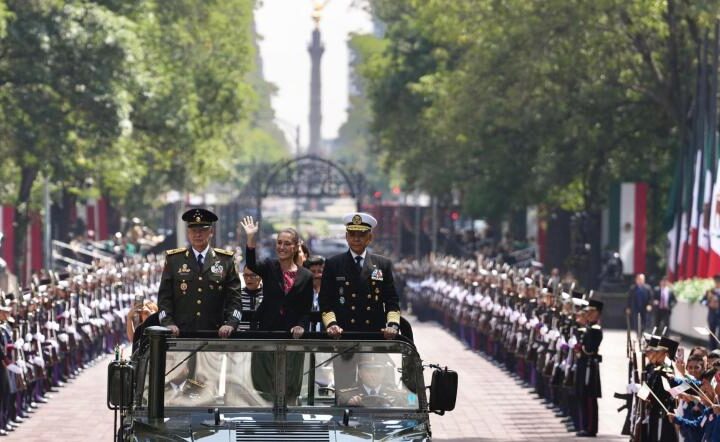 DESFILE NACIONAL