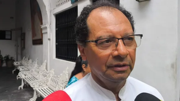 El padre Aurelio Mojica Limon vocero de la diocesis de Veracruz 590x331 jpg