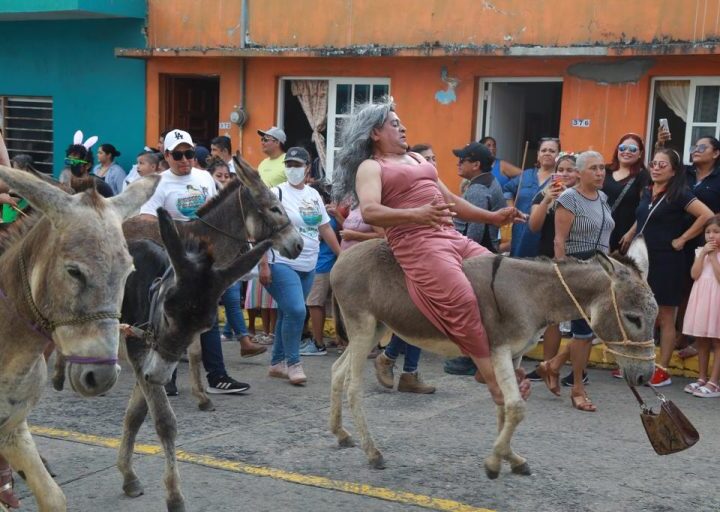 Encierro de Burros 2 768x512 1