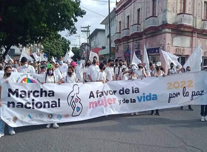 MARCHA EN PAZ