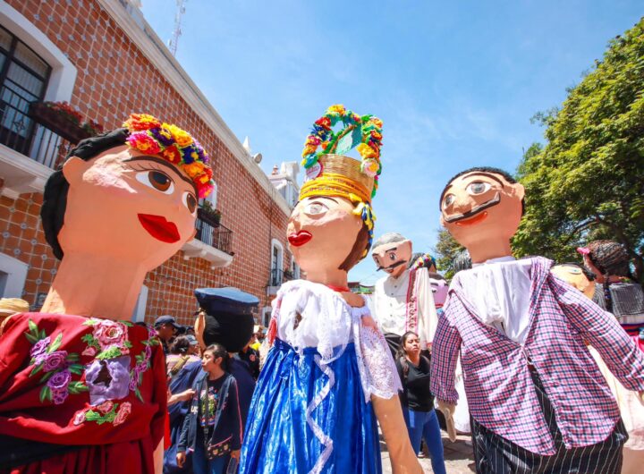 MOJIGANGAS