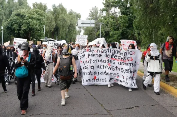 Manifestacion CCH Sur web