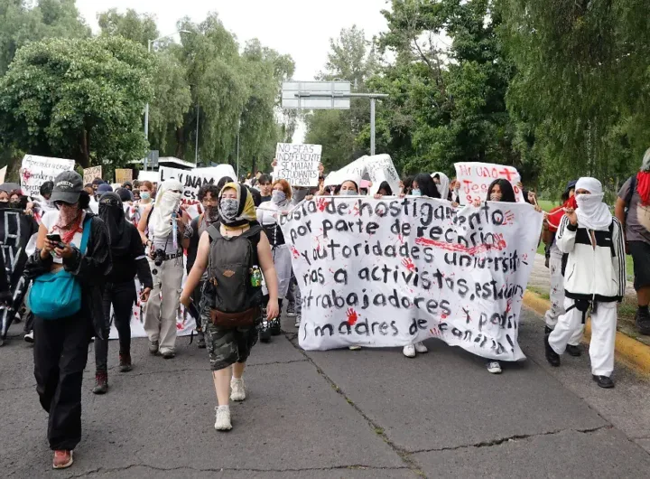 Manifestacion CCH Sur web