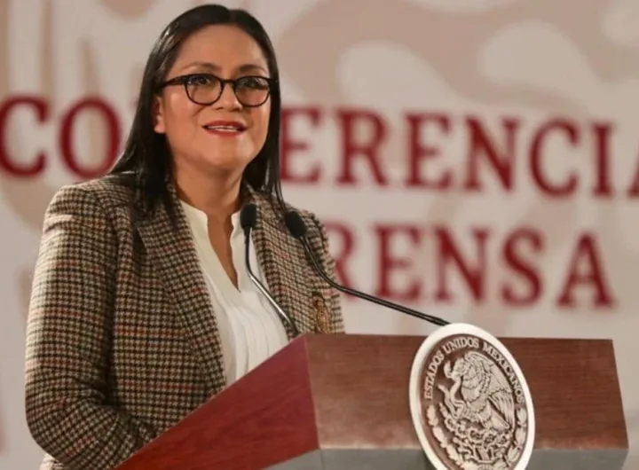 Asegura gobierno federal avanza censo y entrega de apoyos a familias afectadas por lluvias en Veracruz: Bienestar Ariadna Montiel lidera Secretaria del Bienestar con entrega