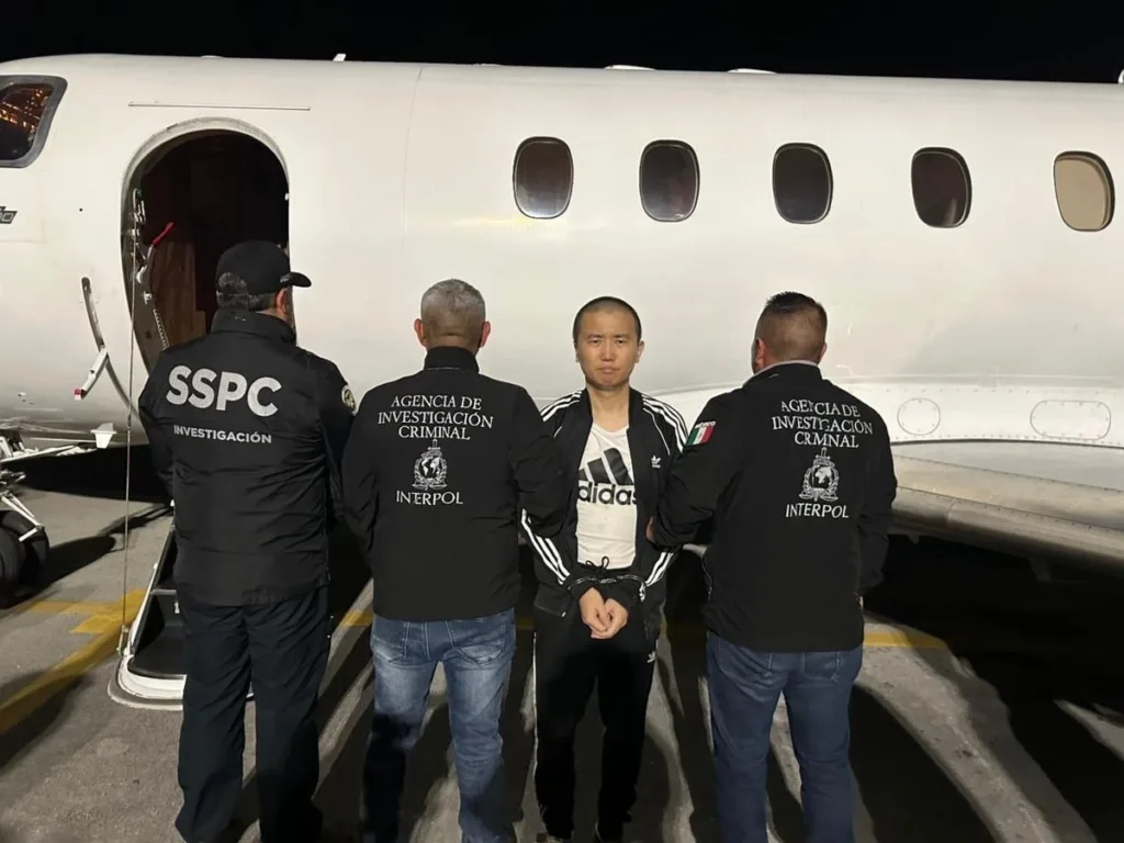 Chino detenido en Cuba es entregado a Estados Unidos, informa Harfuch CHINO ATRAPADO