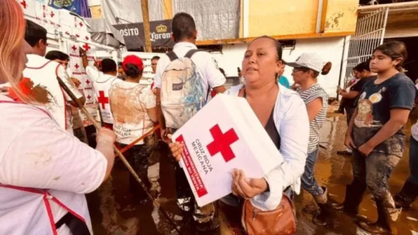 Cruz Roja entrega ayuda tras inundaciones en Poza Rica 768x432 1