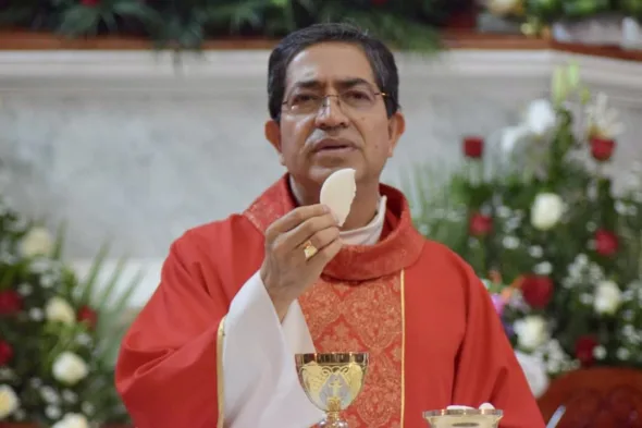 OBISPO DE PAPANTLA 590x393 jpg