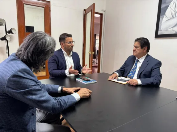 Alvarado será destino internacional: Beto Cobos betocobos 573x430 jpg