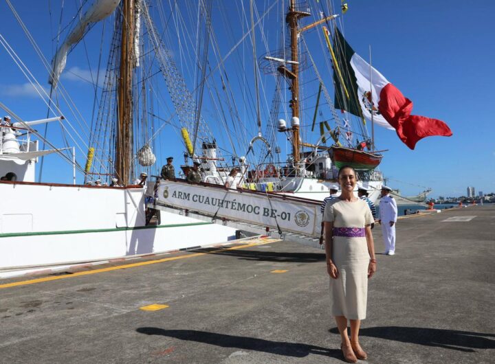 2025 11 23 Bicentenario de la Consolidacion de la Independencia en la Mar 72 JCB