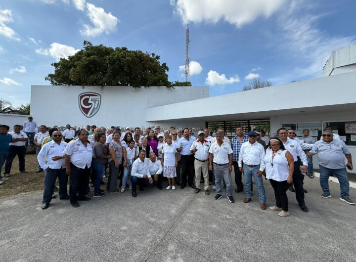 A9CAA2DB A424 43F3 A786 D88D872F38D7