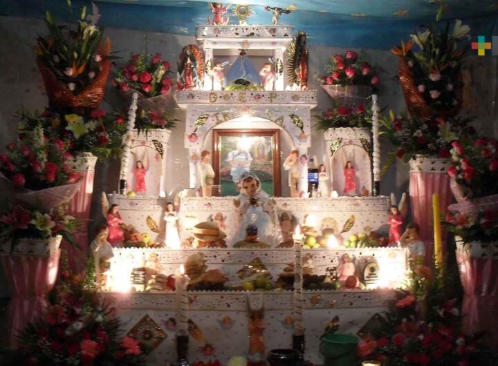 MUESTRA DE ALTARES Y OFRENDAS