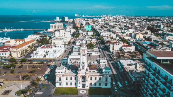 Veracruz un destino accesible para el turismo nacional e internacional III scaled 1 590x331 jpg