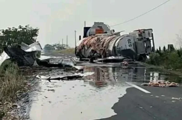 vuelca pipa con aceite en la carretera las matas veracruz 1594693c 26f5 48dc 8d4b 535d213b808c medialjnimgndimagefullsize 590x389 jpg