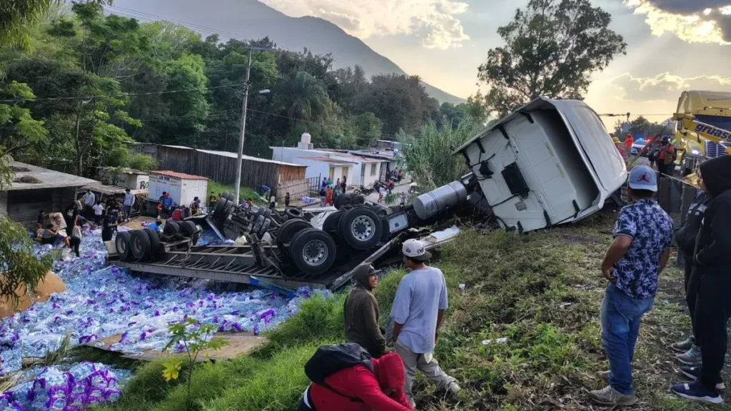 vuelca trailer.jpeg 1934482441