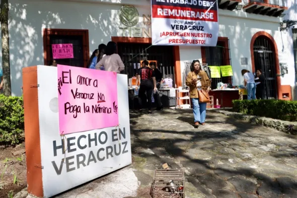 trabajadores montan bazar ante falta de pago del gobierno de veracruz b1626381 abe3 41ef a0ce f7b478044392 medialjnimgndimagefullsize