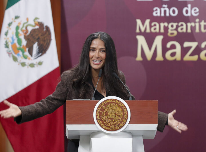 me guiaron salma hayek destaca apoyo de gobernadoras de veracruz y quintana roo